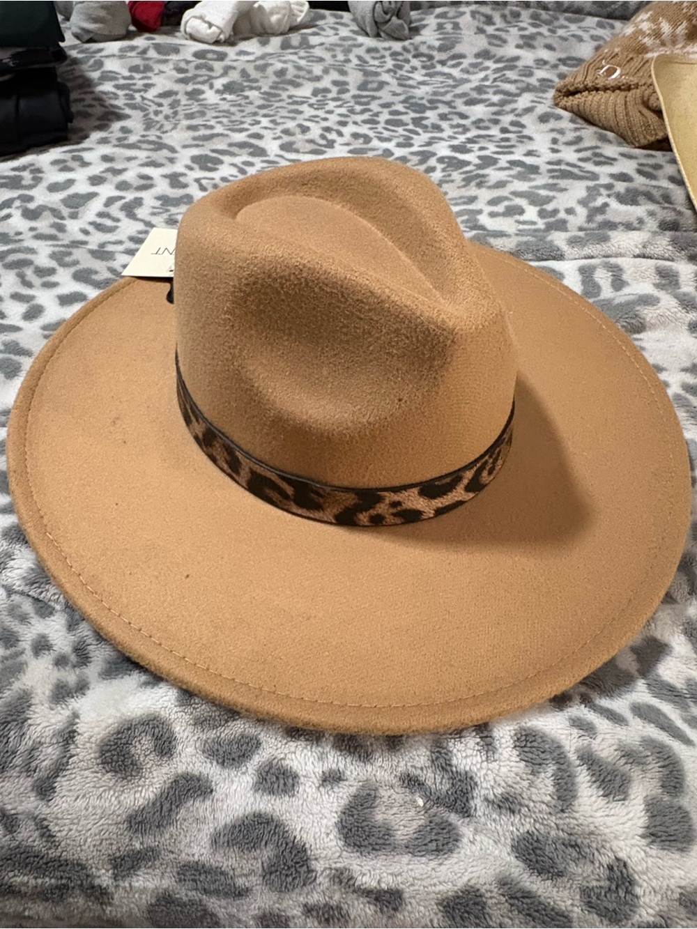 Wide-Brim Fedora Hat in Camel with Leopard Band